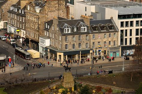 Edinburgh New Town A Must Visit Neighbourhood For An Authentic