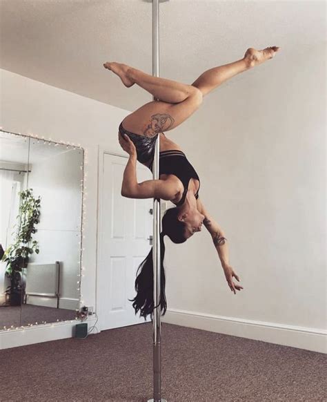 мͦ͌ͧ̏ͨ̏̚҉̵̷҉͓̬̙̲̤̲͝αησναℓ̢ Pole Dancing Pole Dance Moves Pole