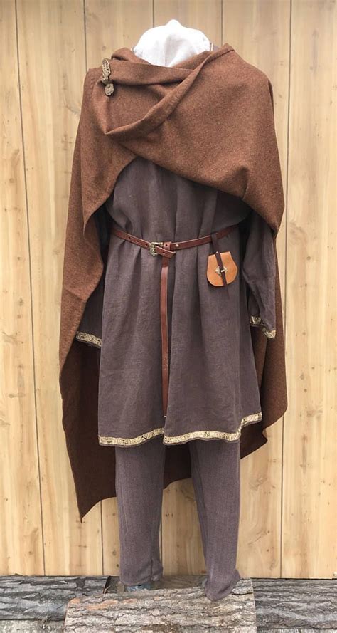 Viking Cloak Rusty Brown Wool Cloak Wool Square Cloak Norse Cloak