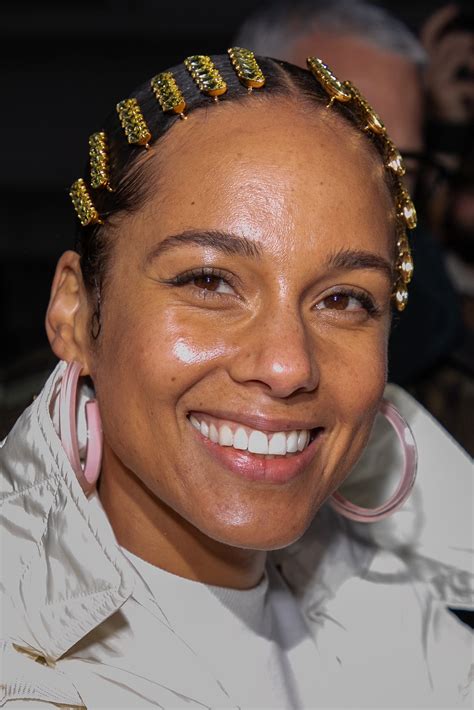 Alicia Keys Partners With Elf To Launch A New Lifestyle Beauty Brand Essence