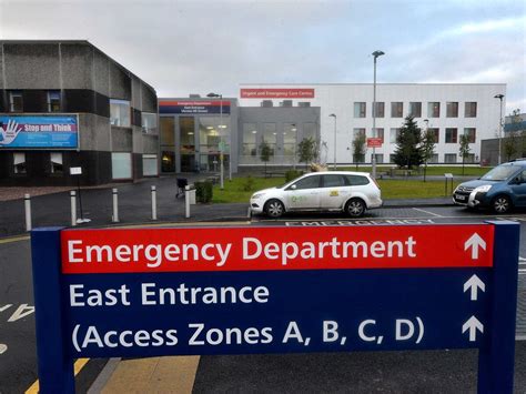 New Cross Hospitals Urgent Care Centre Told To Improve Or Close