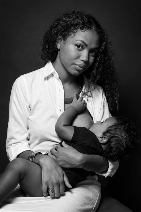 9 Beautiful Photos Of Black Moms Proudly Breastfeeding Black Breastfeeding Black