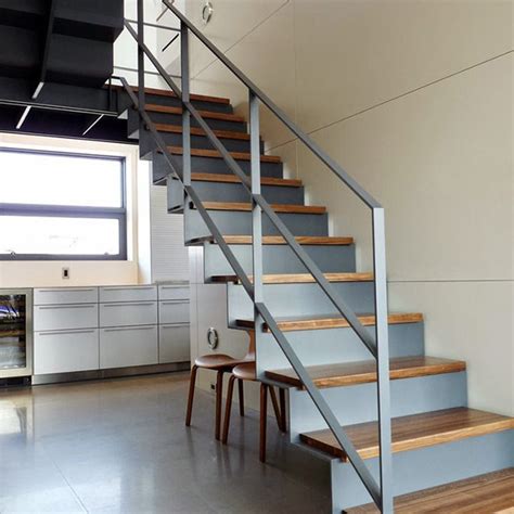 Strong Special Design Straight Staircase With Stainless Steel Post