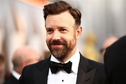 Jason Sudeikis Will Probably Wear Another Hoodie to the SAG Awards ...