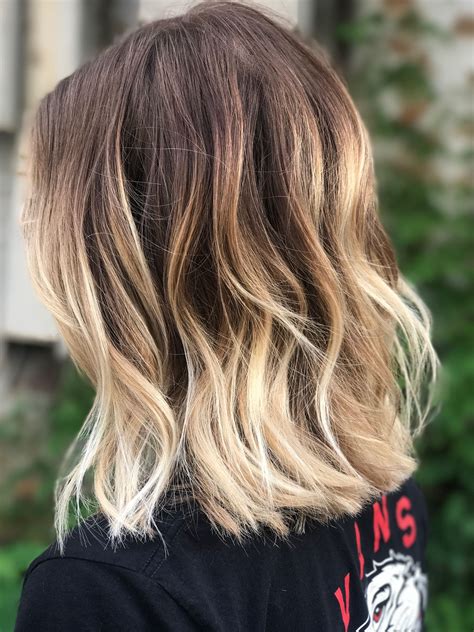 A trendy take on the ombre look. #ombre #bayalage #hair #shorthair #texture #blonde # ...