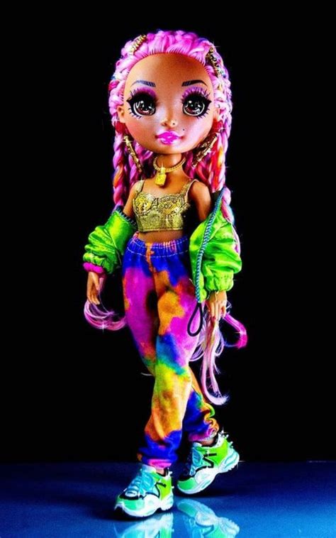 Pin By Hana Indigo On Fashion Dolls In 2021 Rainbow High Dolls Doll