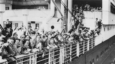 Ship Carrying 937 Jewish Refugees Fleeing Nazi Germany Is Turned Away In Cuba May 27 1939