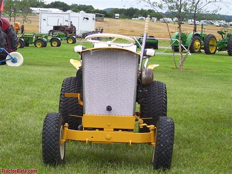 Allis Chalmers B 10 Tractor Photos Information