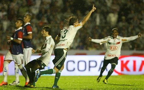 Flavio Canuto Blog Do Torcedor Do Palmeiras Henrique Cesargreco Fotoarena Ae Arquivo