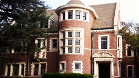 American Horror Story S Murder House Is For Sale