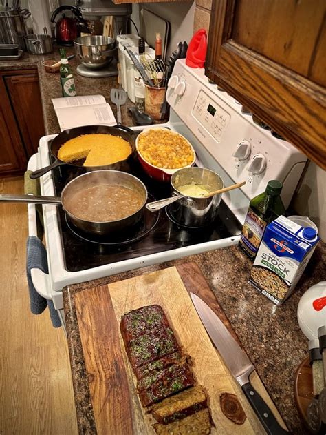 Lentil ‘meatloaf And Thanksgiving Spread For My Girlfriend Rvegetarian
