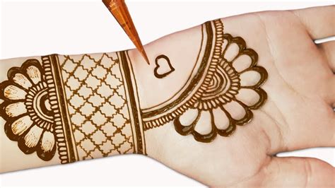 Imple and beautiful shuruba designs : Easy mehndi designs for front hands - Simple Henna designs ...