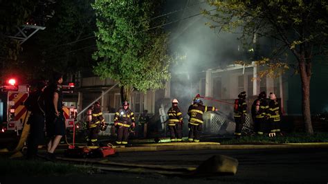 Utica Firefighters Battle 2 Alarm Fire Seymour Avenue 7 Displaced