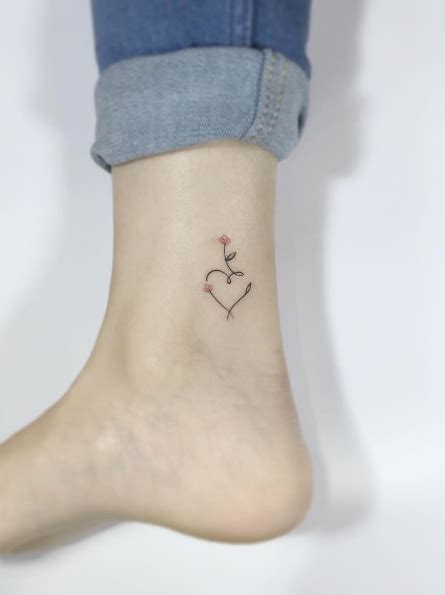 60 Small Tattoos Every Girl Dreams About Getting