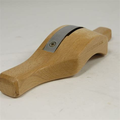 We sell fine chisels, gouges and knives for beginners and experts alike. Tom Thackray Travisher (With images) | Woodworking tools ...