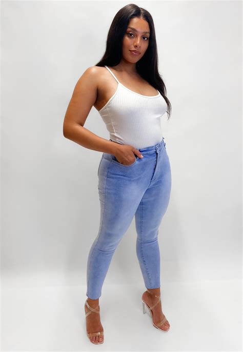 Plus Size Blue Sinner High Waisted Jeans Missguided