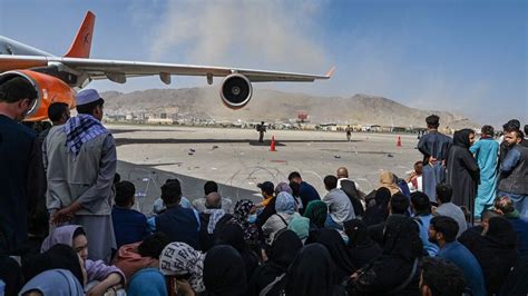 Airlines From Turkey Uae Suspend Flights To Kabul Al Monitor