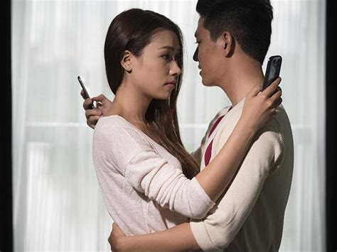 Example sentences with the word infidelity. Infidelity's Warning Signs | CBN.com