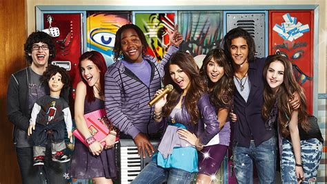 Victorious Cast Celebrates 10 Year Anniversary Feeling The Vibe