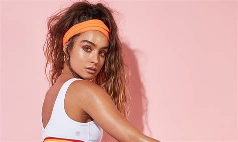 Sommer Ray Background Sommer Ray Hd Wallpaper Hintergrund 2500x1406