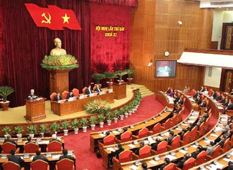 Ông tô lâm, ủy viên bộ chính trị, bộ trưởng bộ công an. Uy vien bo chinh tri khoa XI | Nhiều ủy viên cùng tuổi