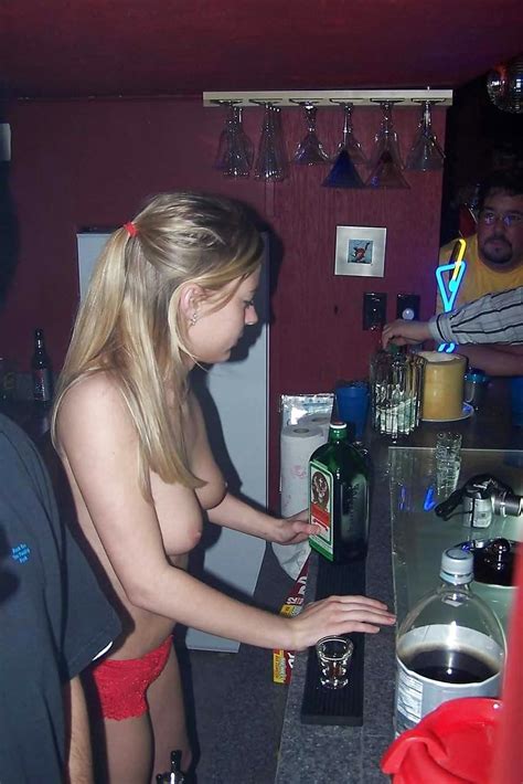 Nude Bartender 78 Pics
