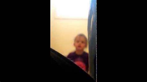 Girl Sings Let It Go From The Toilet Youtube