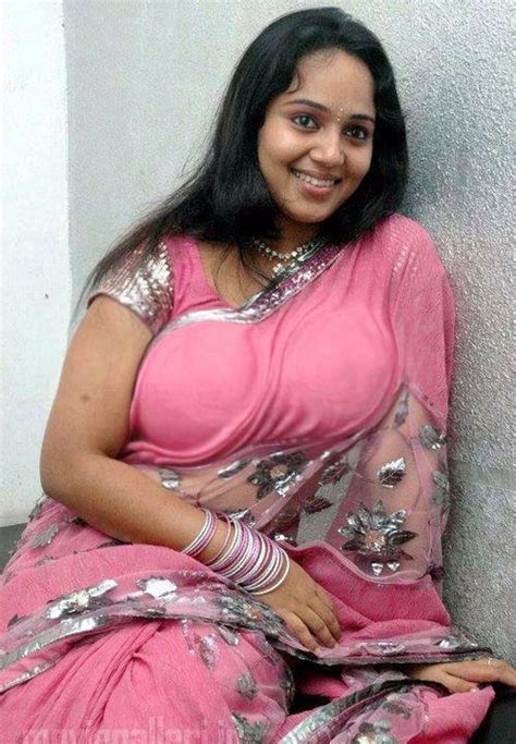Hot Desi Girls And Mallus Desi Mallu Bhabhi Hot In Pink Blouse Hot Images