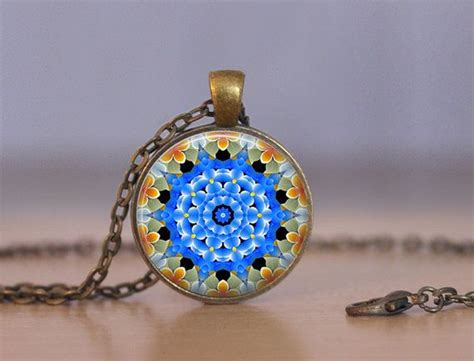 Jewelry 25mm Mandala 9 Necklace Choose By Madgreencreations Hummingbird