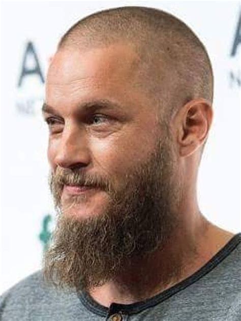 Tf ️ Travis Fimmel Vikings Actors Ragnar Vikings Bald Men With