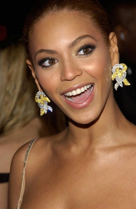 9 Sexy Celebrities With The Best Teeth In Hollywood Page 4 Of 10