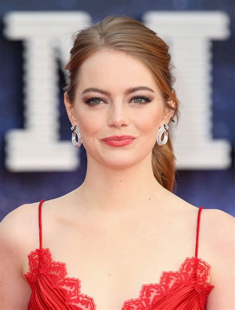 Page for fans of emma stone. See Emma Stone's Angled Lob Haircut | InStyle.com
