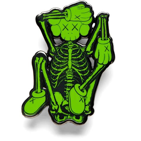 Pin Skeleton Green