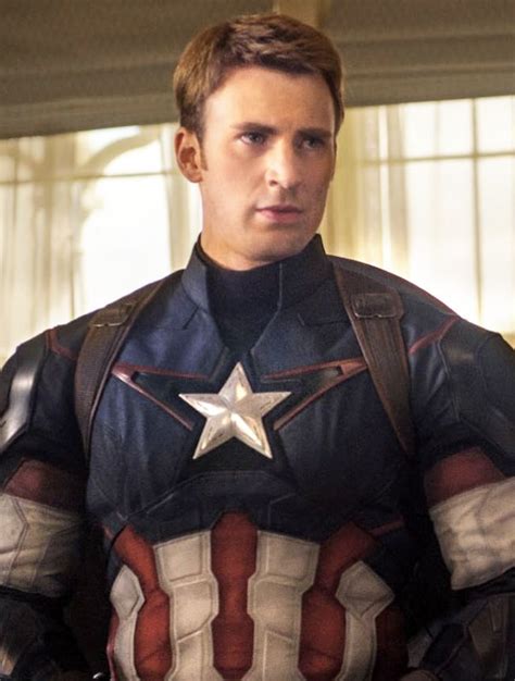 Chris Evans As Steve Rogers In Avengers Age Of Ultron Avengers