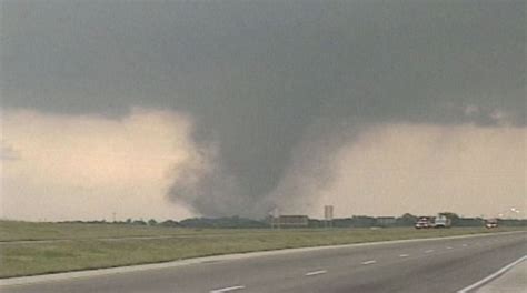 Texas Tornado Outbreak Took Place In Jarrell 25 Years Ago 27 Died