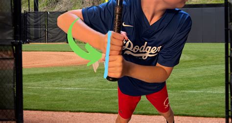 How To Hold A Baseball Bat A Guide For Beginners And Pros