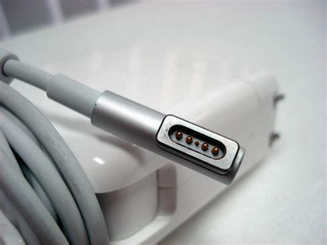 The 60 watt magsafe power adapter features a magnetic dc connector that ensures your power cable will disconnect if it experiences undue strain and helps prevent fraying the latest price of apple 60w magsafe 2 power adapter for apple macbook in bangladesh is 3,000৳. Original APPLE MacBook Pro 60W MagSafe Power Adapter