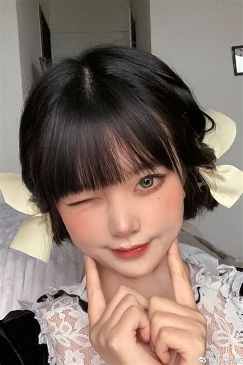 Young Woman With Gothic Lolita Makeup Look Kawaii Hairstyles Cute