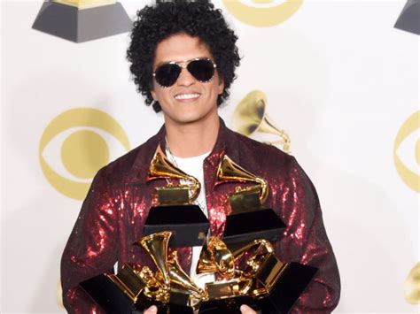Grammy Awards 2018 Bruno Mars Grand Vainqueur Découvrez Le Palmarès
