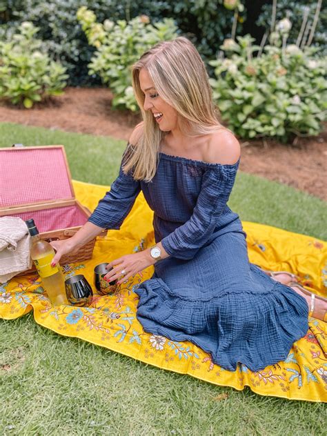 I Love This Airy Midi Dress For A Daytime Date Night Outfits Date Night Outfit Picnic Date