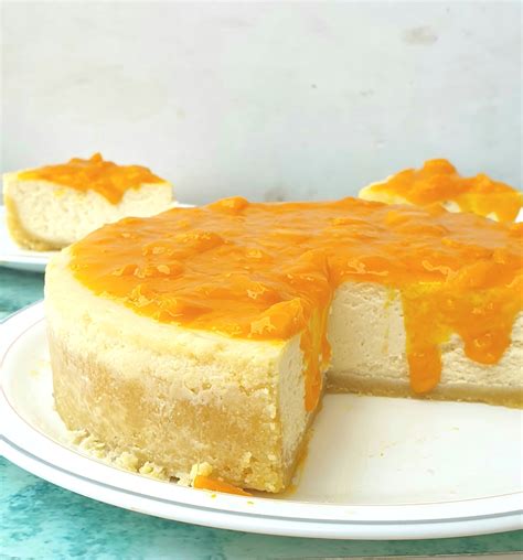 Easy Baked Cheesecake With Mango Topping Flours Frostings
