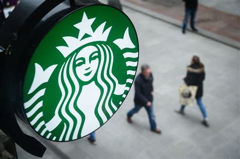 La Storia Del Leggendario Logo Di Starbucks Turbologo