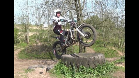 Trials And Enduro Motorcycle Beginner Level Tyre Obstacle Techniques