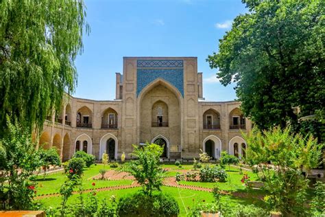 O povo uzbeque adotou a palavra uzbek como nome tribal por volta da metade do século xiv. 8 Dias Uzbequistão - Tour Clássico | Marrocos.Com