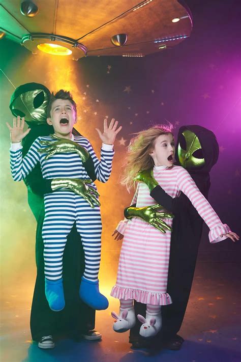 Fun Halloween Costume For Boys And Girls Alien Abduction Boy