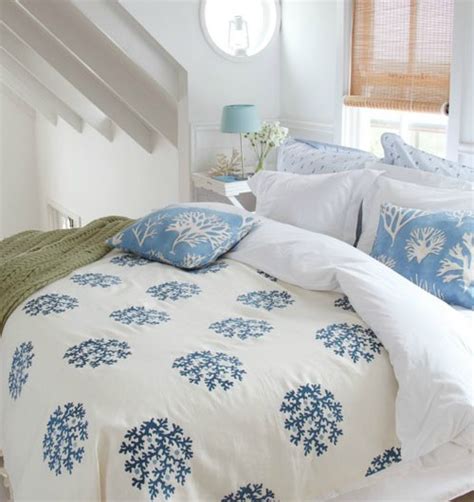 Bedroom beach theme from our amazing beach house tours, as well as beach bedroom decor inspiration with an assortment of beach themed bedding that's. Coastal Country Bedrooms - Coastal Decor Ideas Interior ...