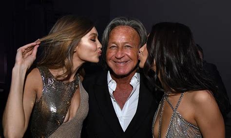 Learn about mohamed hadid net worth in 2020. Mohamed Hadid, padre de Gigi y Bella, rompe con su ...