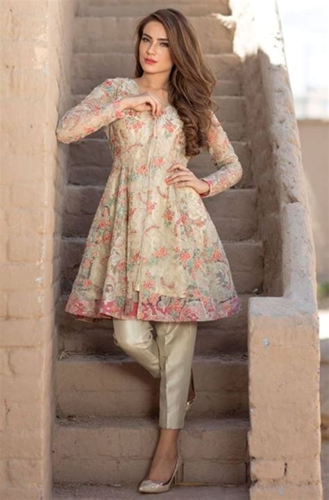 Pin By 𝓘𝓽𝓼 𝓲𝔃𝓪𝓪𝓪 On Oυтғιтѕ Pakistani Outfits Indian Fashion Dresses