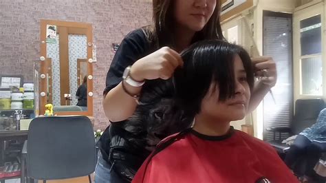 Check spelling or type a new query. Belajar potong rambut wanita model BOB shaggy - YouTube