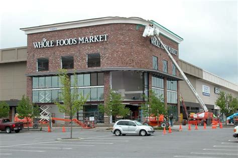 Supermarket whole foods closing hours. Whole Foods Market at Colonie Center Mall in upstate NY is ...